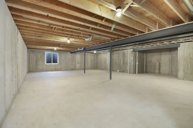 $517,500 | W3794 Beaver Drive, Geneva, WI 53147