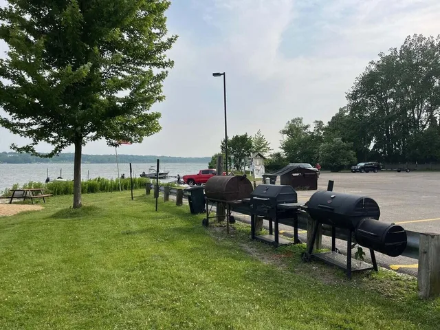 $517,500 | W3794 Beaver Drive, Geneva, WI 53147