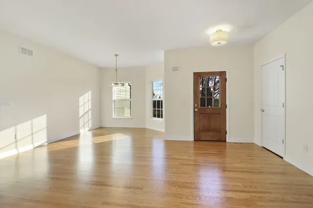 $517,500 | W3794 Beaver Drive, Geneva, WI 53147