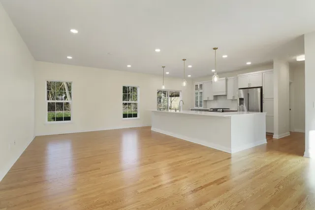 $517,500 | W3794 Beaver Drive, Geneva, WI 53147