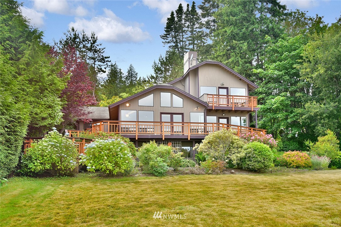 23358 Jefferson Point Road Northeast Kingston, WA 98346 - Photo 1 of 25 Gallery Image 1