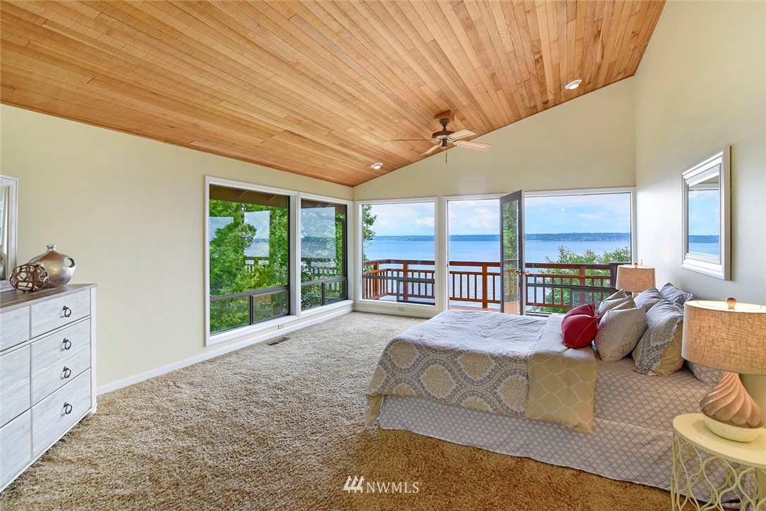 23358 Jefferson Point Road Northeast Kingston, WA 98346 - Photo 11 of 25 Gallery Image 11