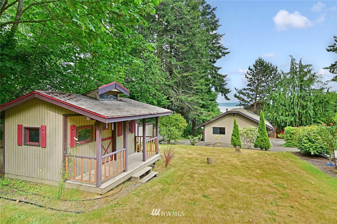 23358 Jefferson Point Road Northeast Kingston, WA 98346 - Photo 18 of 25 Gallery Image 18