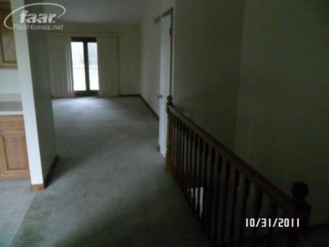 6459 Nollar Road Whitmore Lake, MI 48189 - Photo 6 of 15 20261280-5.JPG