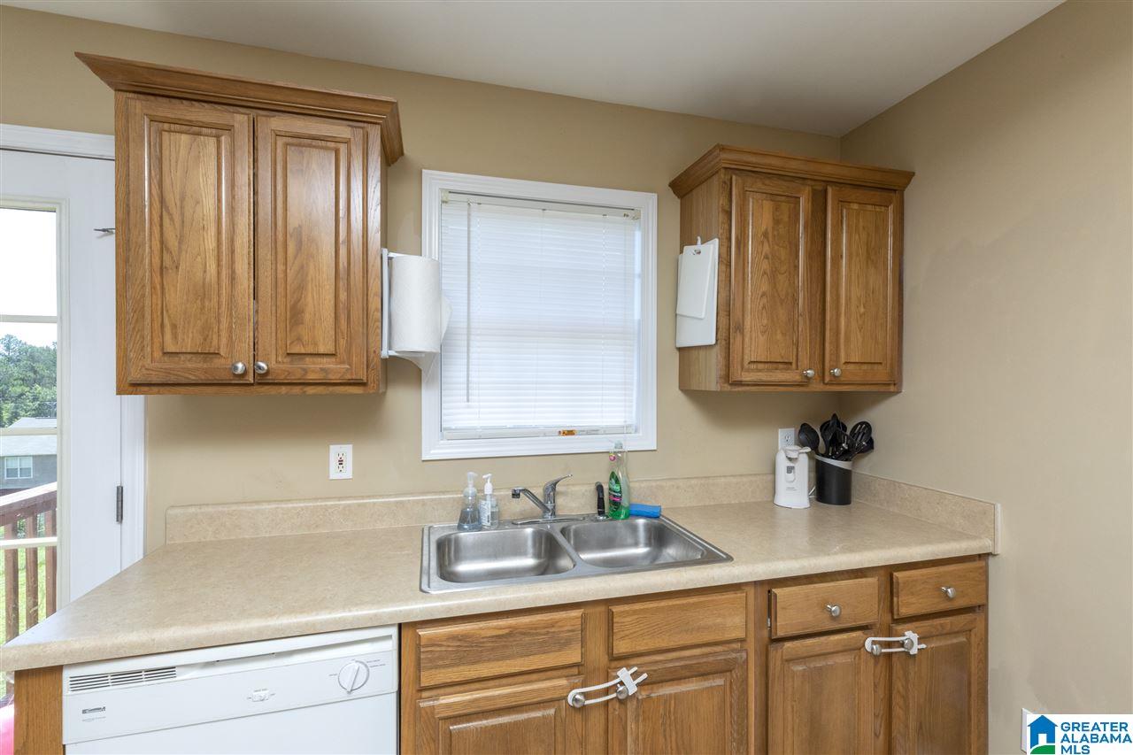 160 Hidden Ridge Drive Odenville, AL 35120 - Photo 12 of 29