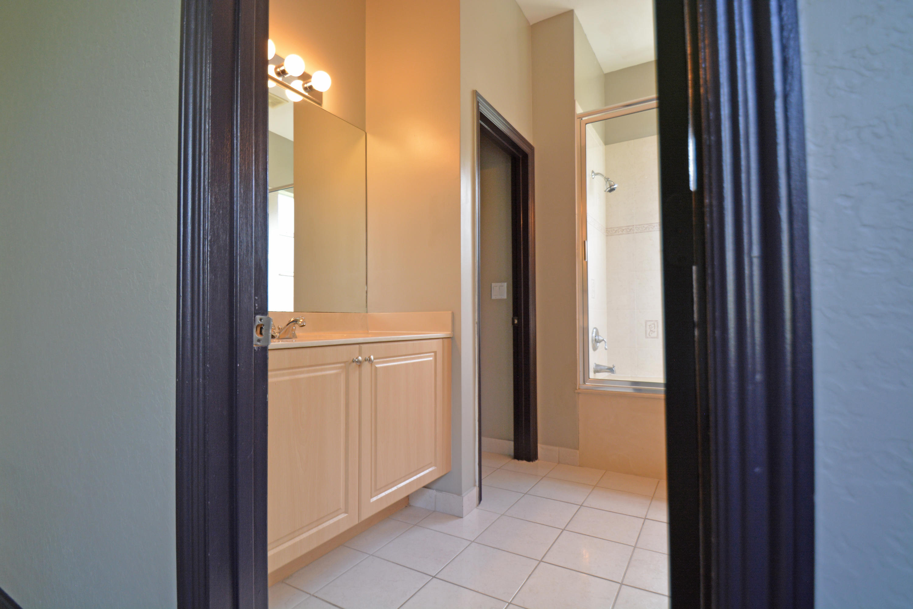 5721 Spanish River Road Fort Pierce, FL 34951 - Photo 11 of 29 Master bath sink 2