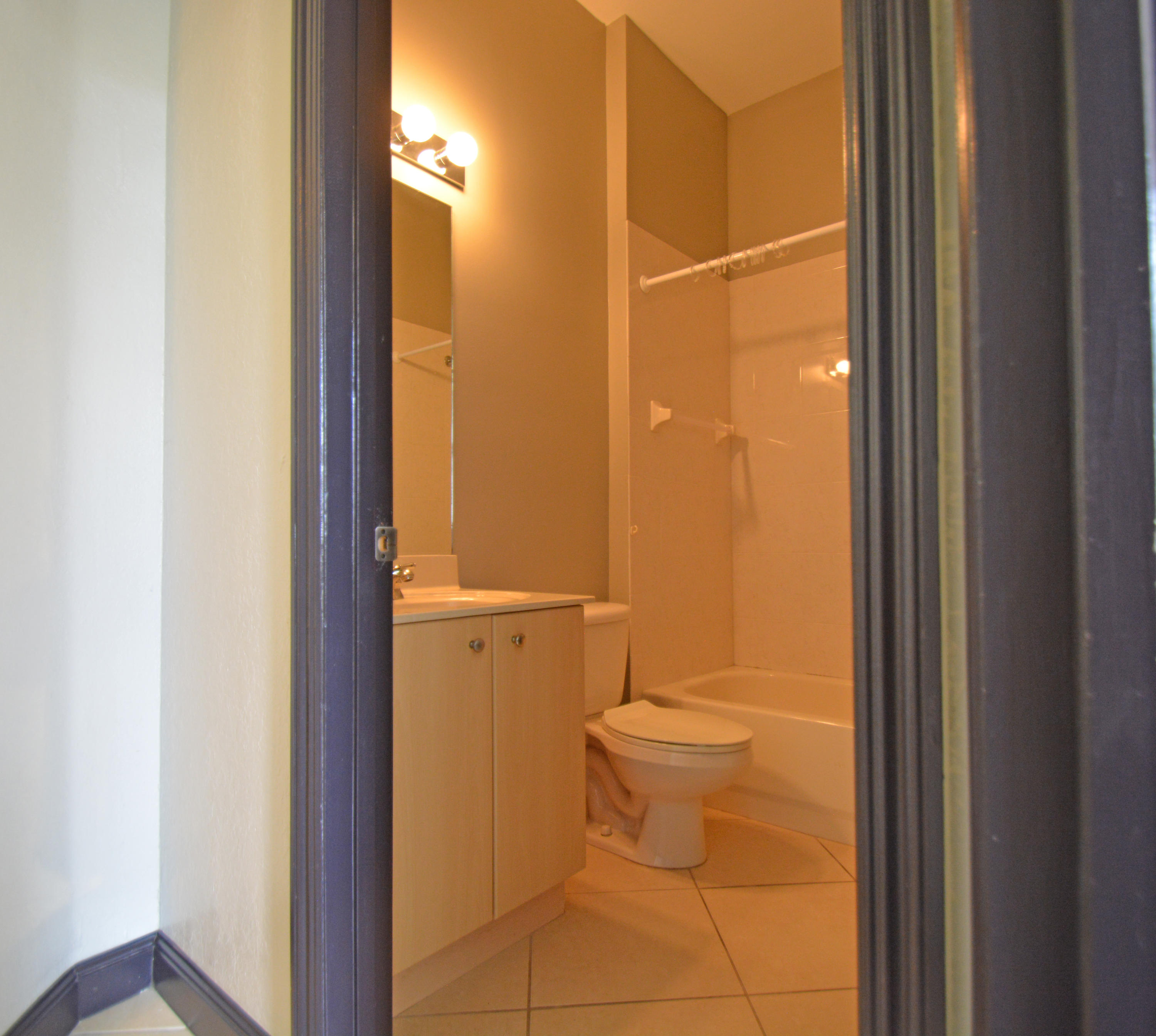 5721 Spanish River Road Fort Pierce, FL 34951 - Photo 13 of 29 Bath 2