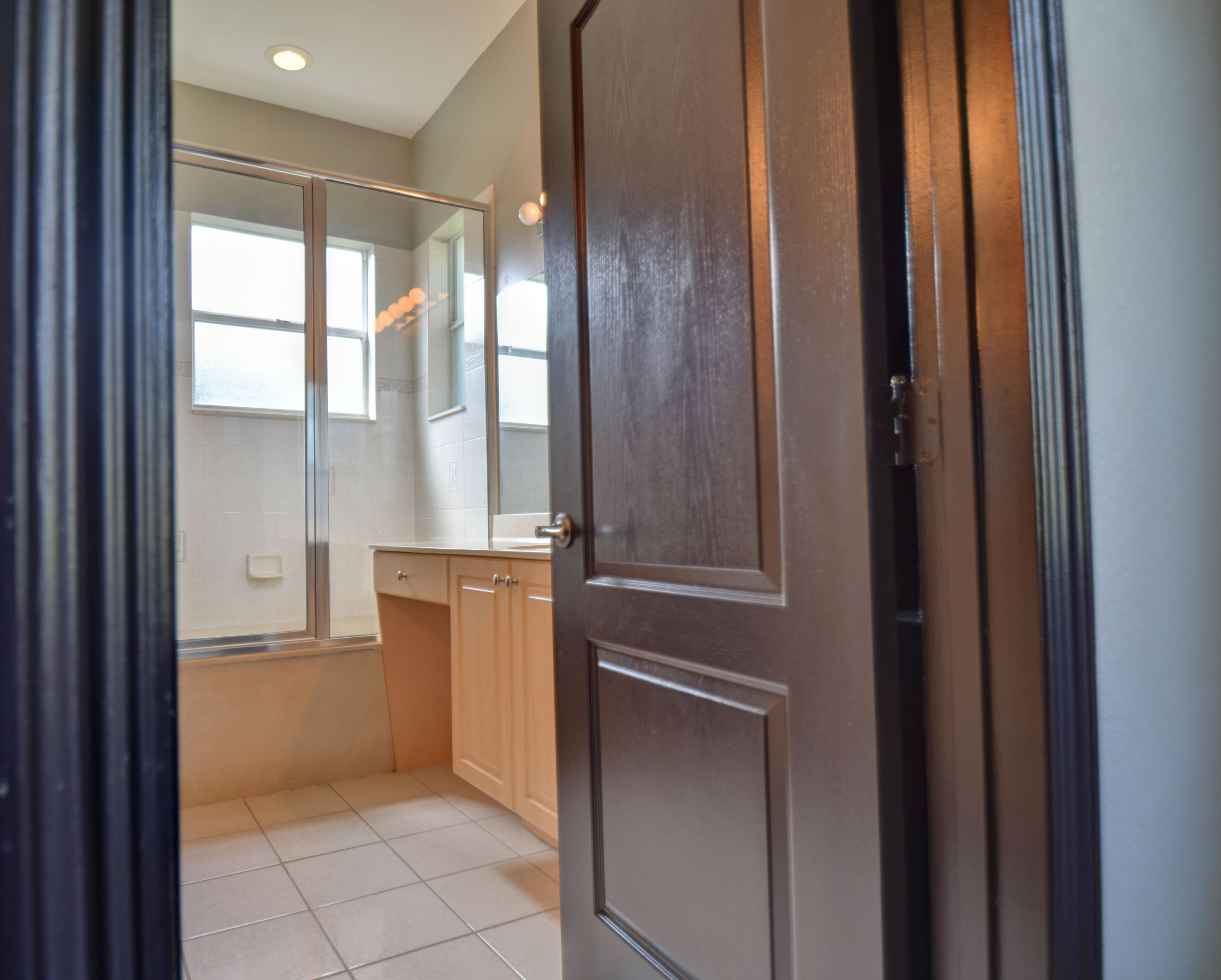 5721 Spanish River Road Fort Pierce, FL 34951 - Photo 10 of 29 Master bath sink1 and tub