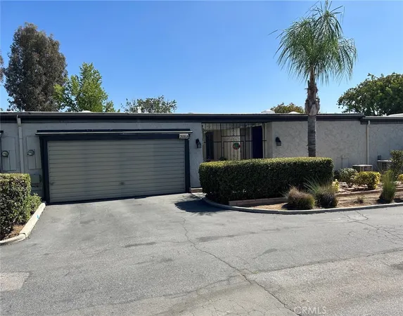 $284,900 | 26064 Verde Grande Court, Menifee, CA 92586