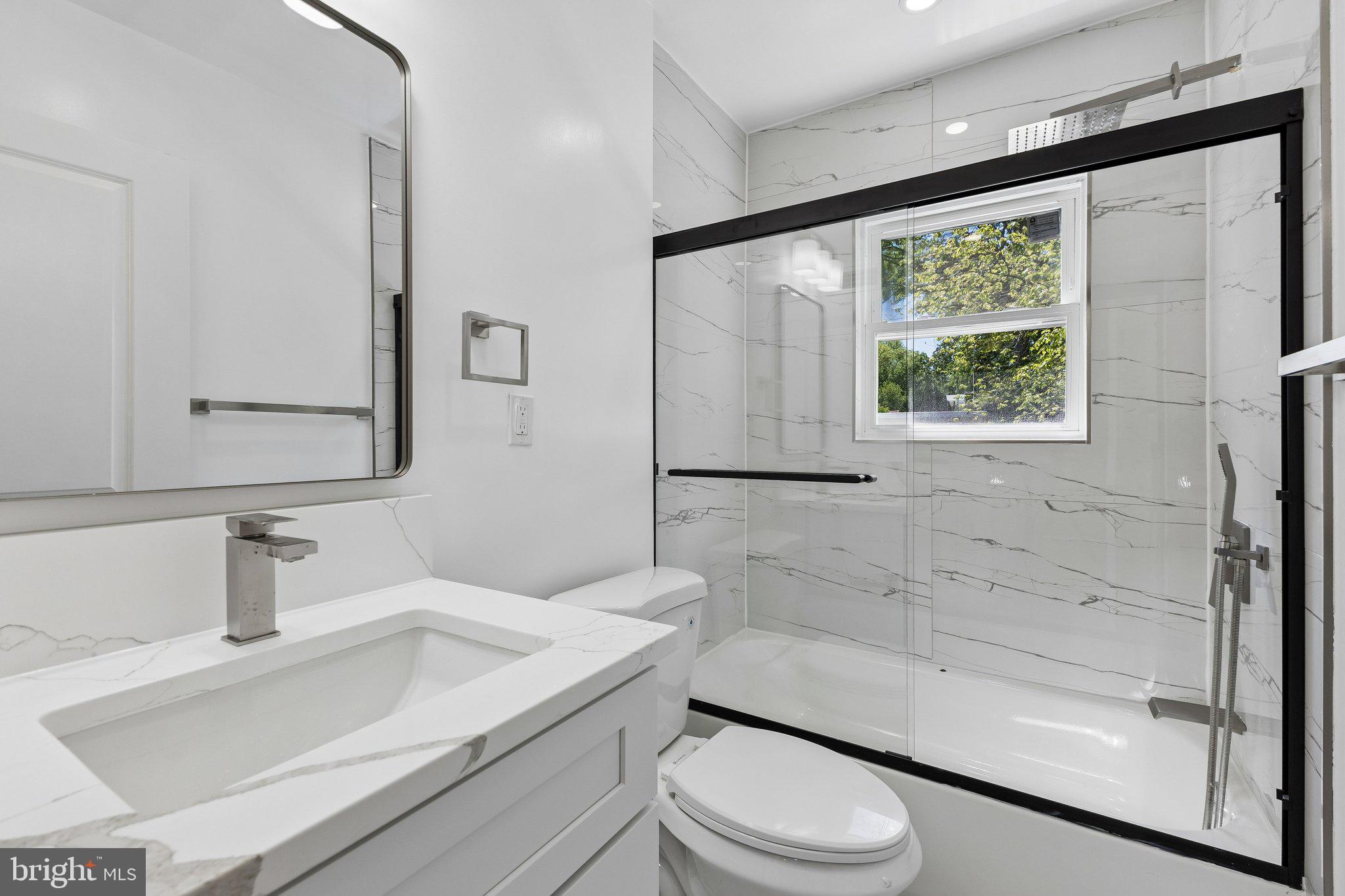4627 H Street Southeast Washington, DC 20019 - Photo 11 of 24