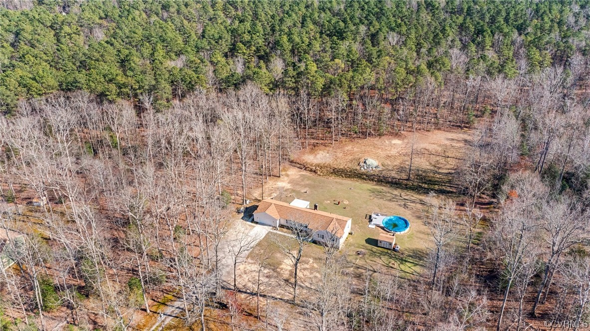 17543 Le Master Road Petersburg, VA 23803 - Photo 44 of 49 a view of an outdoor space and yard