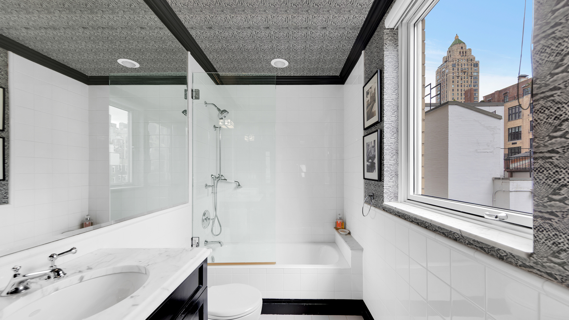 930 5th Avenue, Unit 8F Manhattan, NY 10021 - Photo 9 of 13