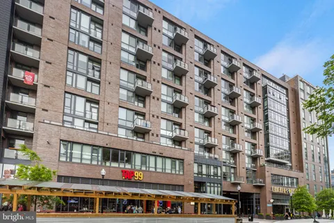 $834,900 | 70 N Street Southeast, Unit N603, Washington, DC 20003