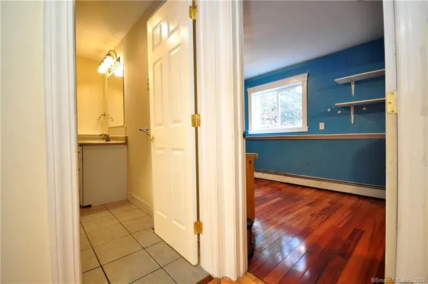 $275,000 | 45 Barkhamsted Road, Granby, CT 06090