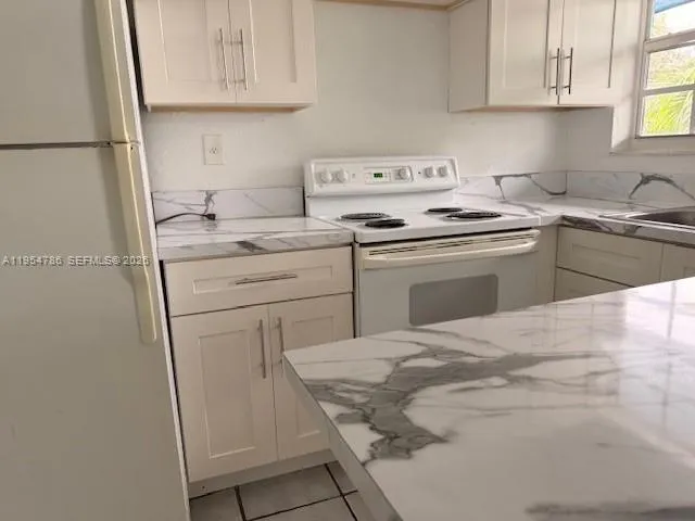 $1,300 | 123 North 61st Avenue, Unit 6, Hollywood, FL 33024