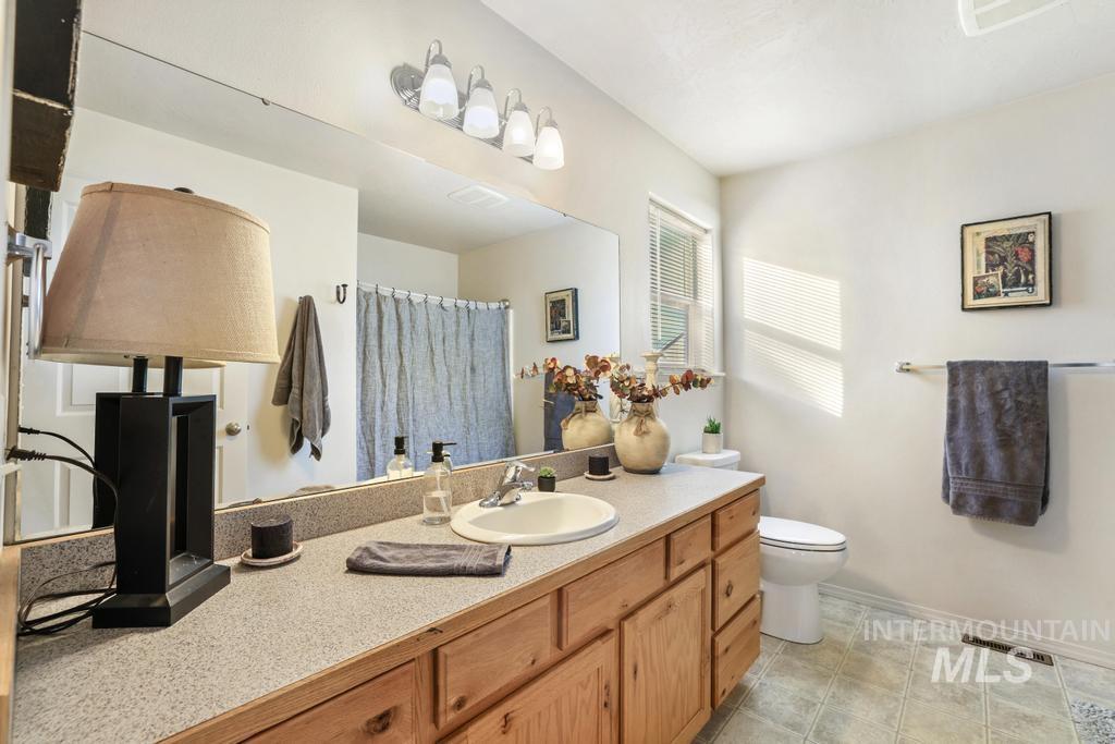 2308 Eastwood Road Twin Falls, ID 83301 - Photo 14 of 22