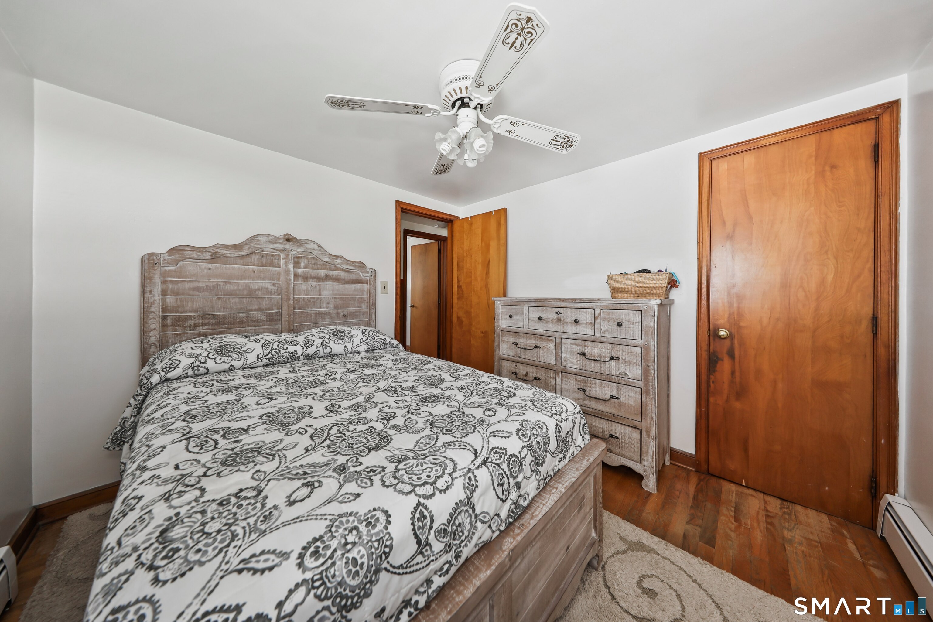 88 Carver Street Waterbury, CT 06708 - Photo 19 of 35 Gallery Image 19