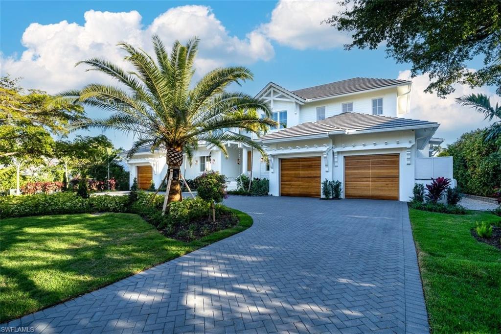 508 16th Avenue South Naples, FL 34102 - Photo 1 of 43 Front driveway entry!