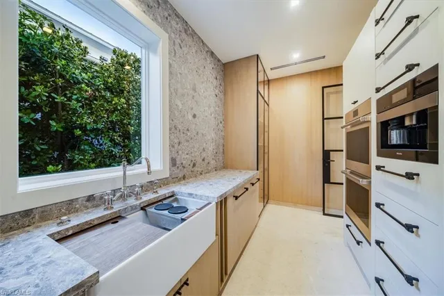 $15,900,000 | 508 16th Avenue South, Naples, FL 34102