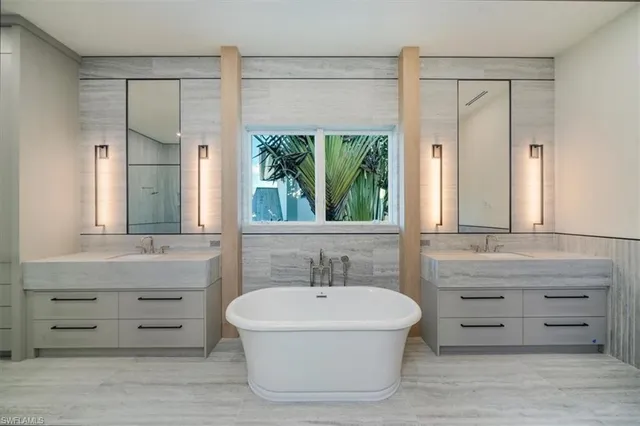 $15,900,000 | 508 16th Avenue South, Naples, FL 34102