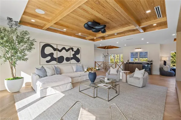 $12,900,000 | 508 16th Avenue South, Naples, FL 34102