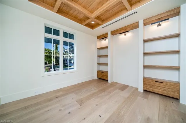 $15,900,000 | 508 16th Avenue South, Naples, FL 34102