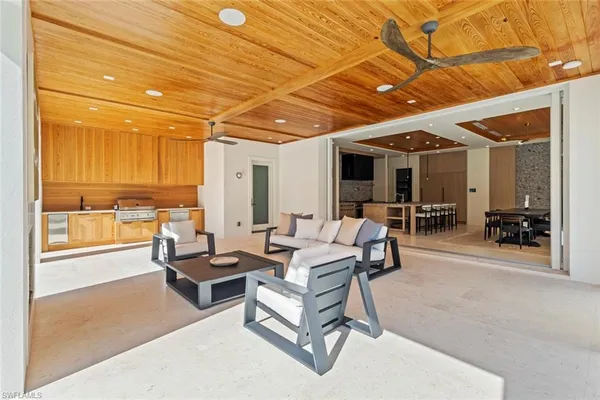 $12,900,000 | 508 16th Avenue South, Naples, FL 34102