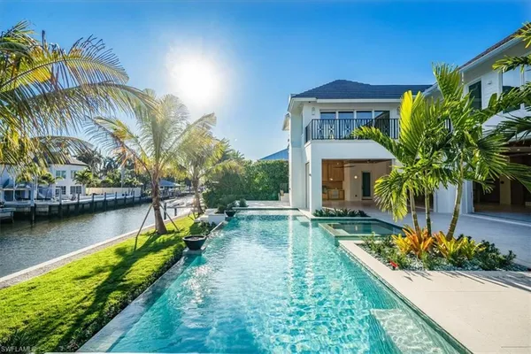 $12,900,000 | 508 16th Avenue South, Naples, FL 34102