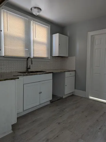 $1,895 | 17142 San Juan Drive, Detroit, MI 48221