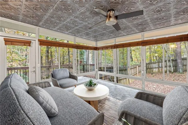 $800,000 | 118 Lakeview Circle, Waleska, GA 30183