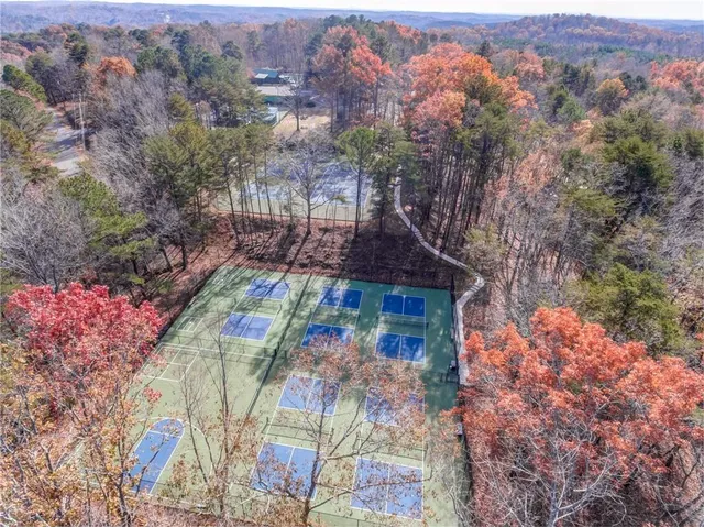 $800,000 | 118 Lakeview Circle, Waleska, GA 30183