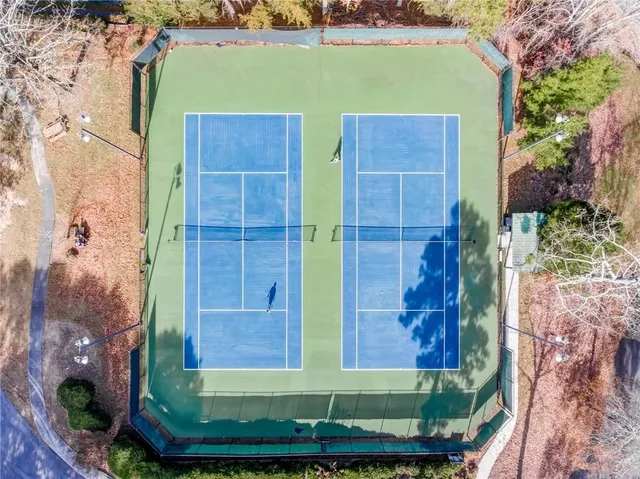 $800,000 | 118 Lakeview Circle, Waleska, GA 30183