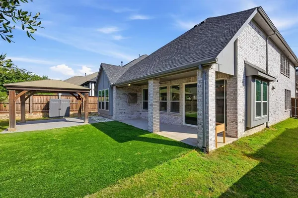 $875,000 | 922 Leola Lane, Allen, TX 75013