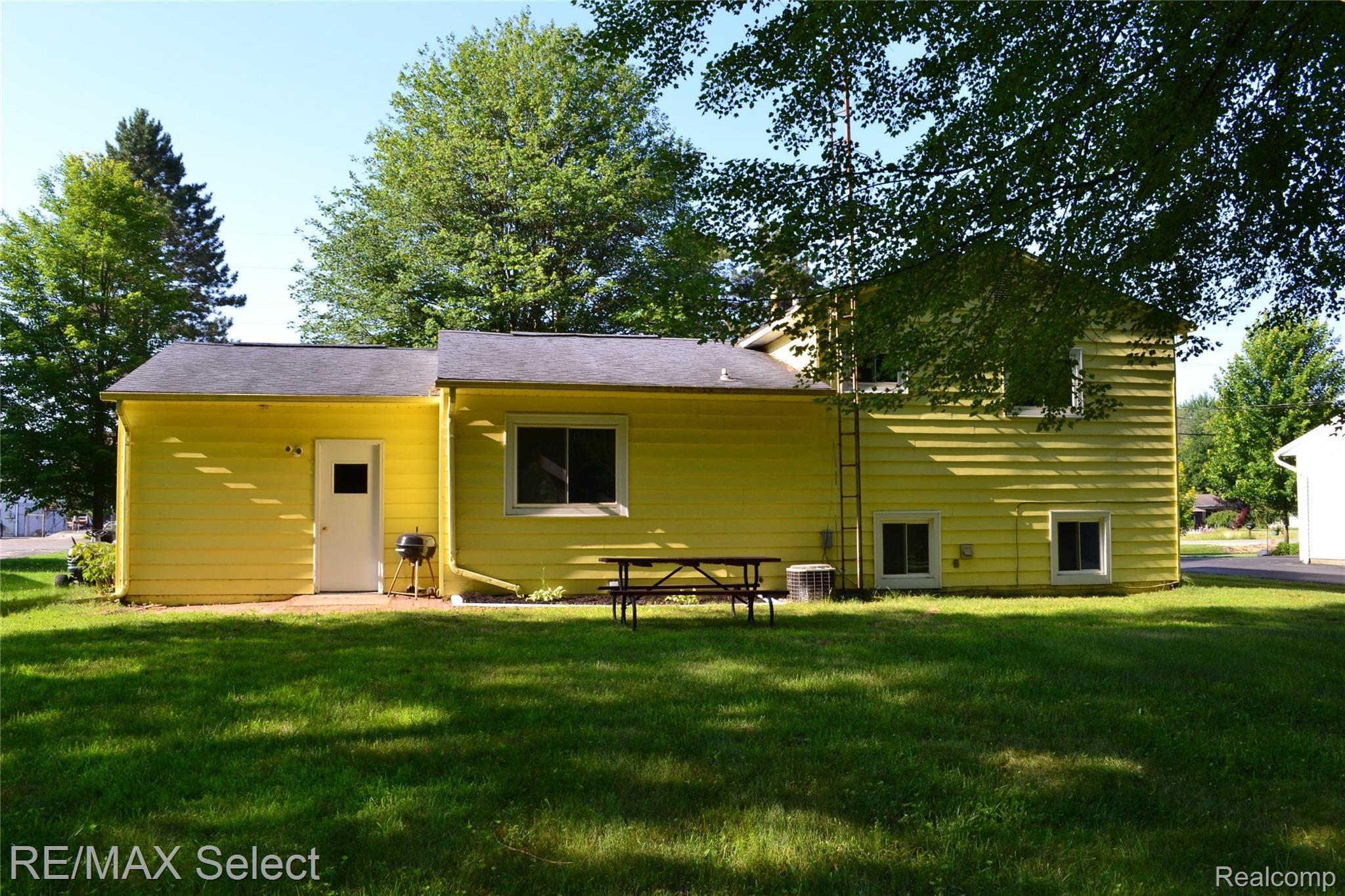 3460 Field Road Clio, MI 48420 - Photo 17 of 17 DSC_0010.JPG