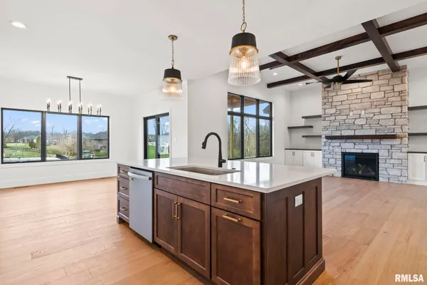 $1,060,000 | 1807 Willow Bend Street, Chatham, IL 62629