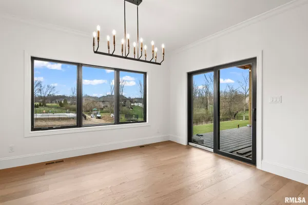 $1,060,000 | 1807 Willow Bend Street, Chatham, IL 62629