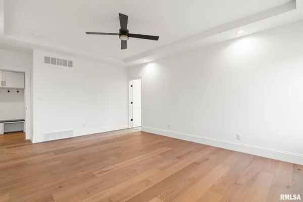 $1,060,000 | 1807 Willow Bend Street, Chatham, IL 62629