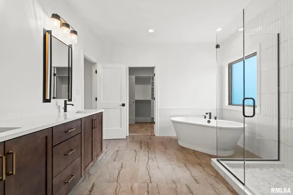 $1,060,000 | 1807 Willow Bend Street, Chatham, IL 62629