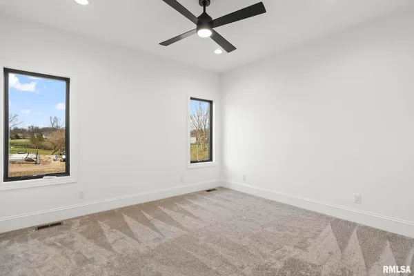 $1,060,000 | 1807 Willow Bend Street, Chatham, IL 62629