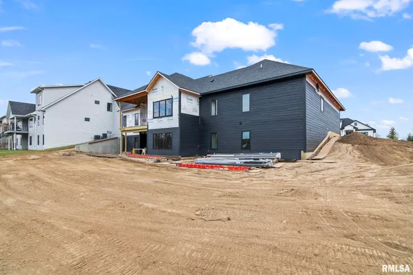 $1,060,000 | 1807 Willow Bend Street, Chatham, IL 62629