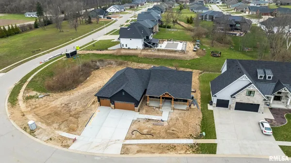 $1,060,000 | 1807 Willow Bend Street, Chatham, IL 62629