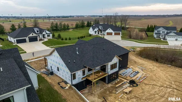 $1,060,000 | 1807 Willow Bend Street, Chatham, IL 62629