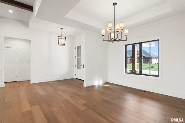 $1,060,000 | 1807 Willow Bend Street, Chatham, IL 62629