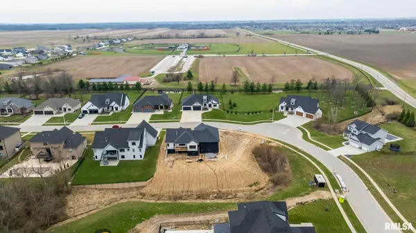 $1,060,000 | 1807 Willow Bend Street, Chatham, IL 62629