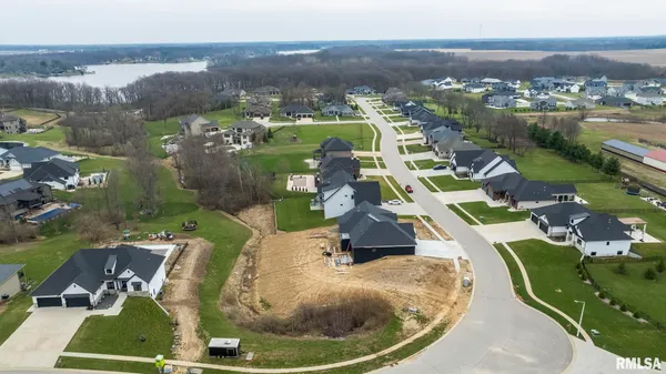 $1,060,000 | 1807 Willow Bend Street, Chatham, IL 62629