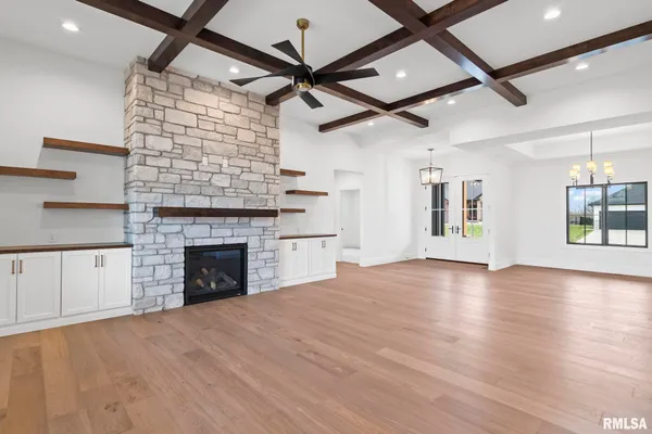 $1,060,000 | 1807 Willow Bend Street, Chatham, IL 62629