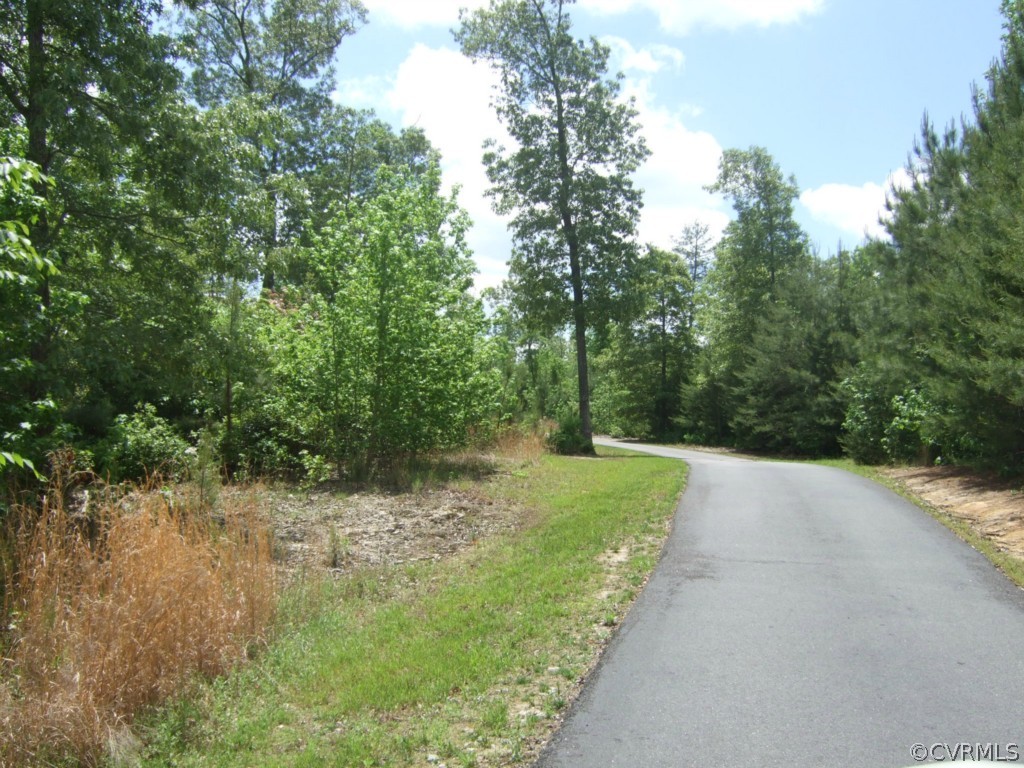 7137 Kenthurst Road Lanexa, VA 23089 - Photo 3 of 23 Gallery Image 3