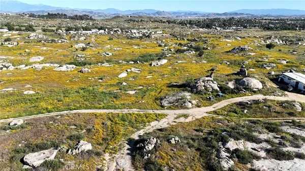 $1,500,000 | 22169 Rocky Hills Road, Perris, CA 92570