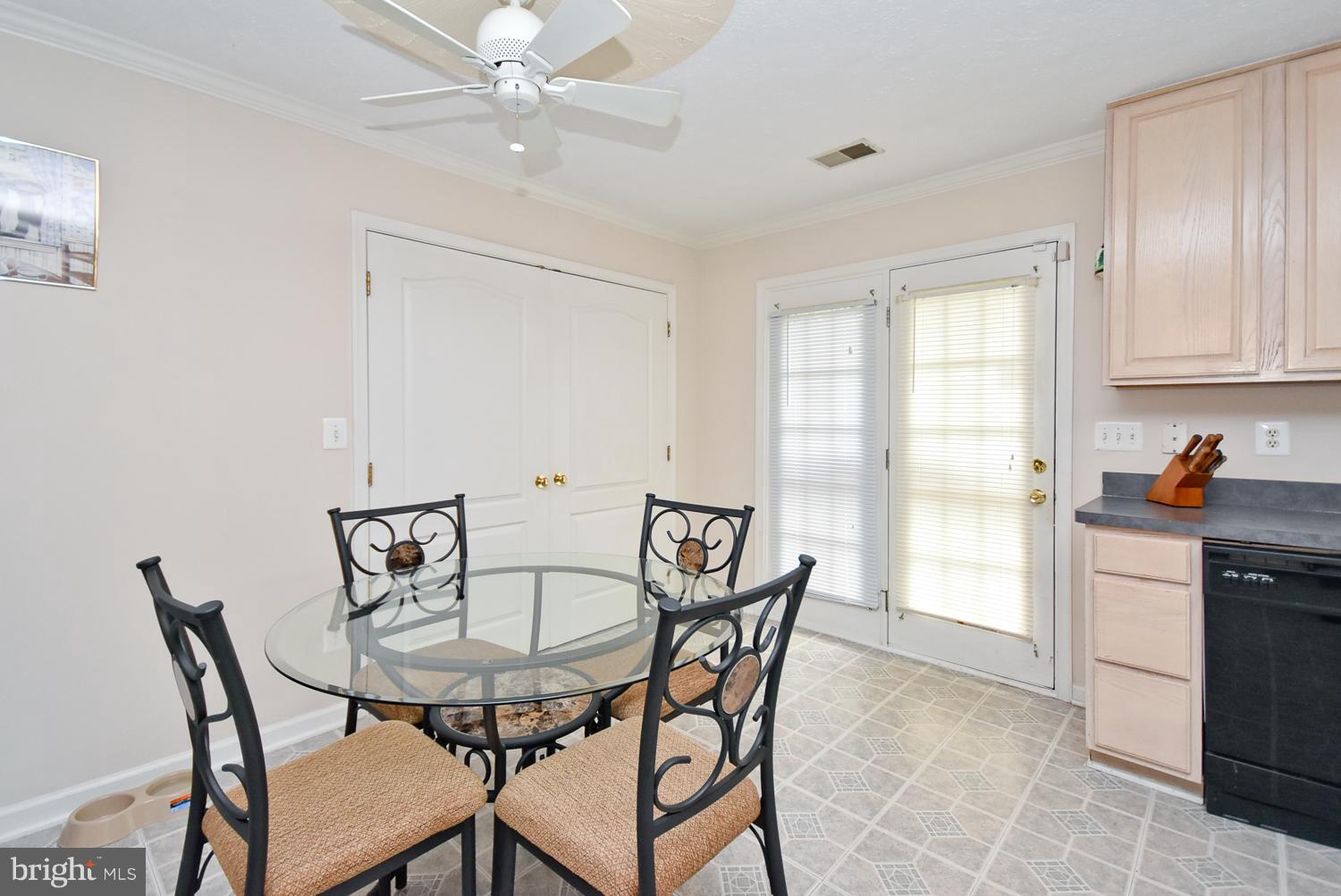 212 Biddle Road Accokeek, MD 20607 - Photo 9 of 22 Kitchen