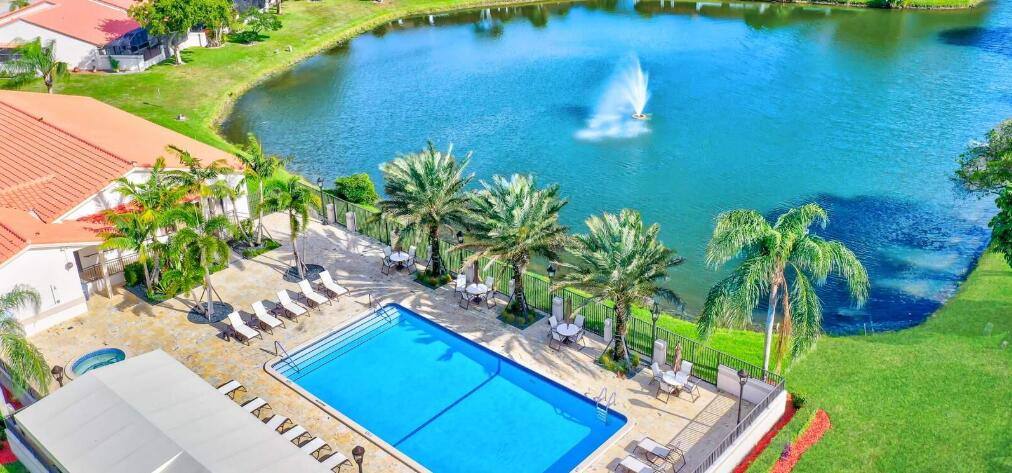 20020 Rima Circle Boca Raton, FL 33434 - Photo 3 of 26 a view of yard from a balcony